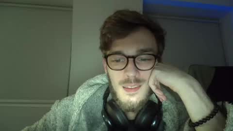 Snapshot of anonymousstoner58 chatting on 02-26-25, 11:48 anonymousstoner58 online show from 02-26-25, 11:48