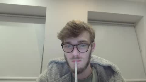 Snapshot of anonymousstoner58 chatting on 02-28-25, 01:05 anonymousstoner58 online show from 02-28-25, 01:05