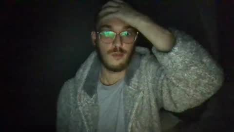 Snapshot of anonymousstoner58 chatting on 10-19-25, 01:06 anonymousstoner58 online show from 10-19-25, 01:06