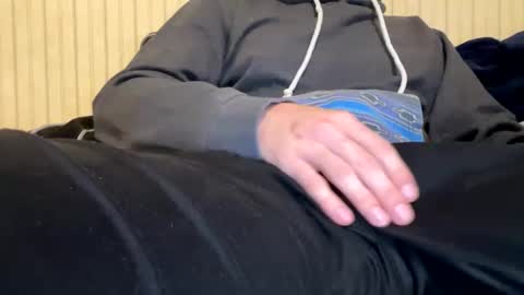 anonyomosguy online show from 09-24-25, 01:09