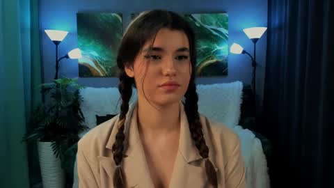 Snapshot of anoradark chatting on 09-14-25, 06:18 Anora online show from 09-14-25, 06:18