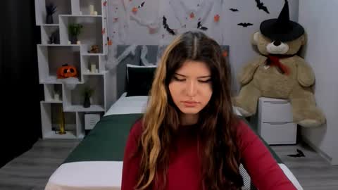 Snapshot of anoradark chatting on 11-01-25, 01:13 Anora online show from 11-01-25, 01:13