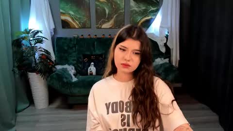 Snapshot of anoradark chatting on 11-05-25, 07:03 Anora online show from 11-05-25, 07:03