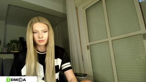 Sexy Ladybug online show from 02-28-25, 02:09