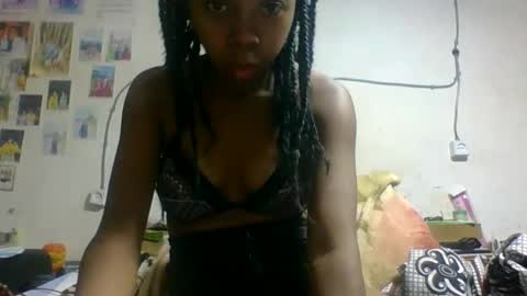 Snapshot of anouskaaa chatting on 09-21-25, 10:06 anouskaaa online show from 09-21-25, 10:06