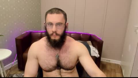 Snapshot of ant_power chatting on 12-14-25, 09:14 Ant online show from 12-14-25, 09:14