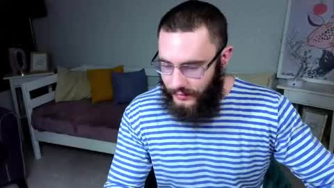 Ant online show from 04-28-26, 07:41