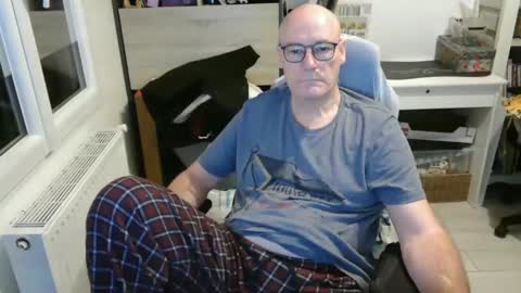 Snapshot of antares590 chatting on 02-16-25, 06:32 antares590 online show from 02-16-25, 06:32