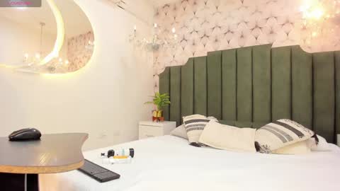 Snapshot of anthonela_russo chatting on 01-14-25, 04:04 anthonela online show from 01-14-25, 04:04