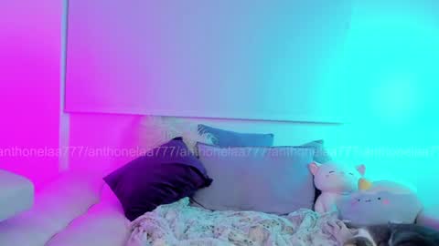 Anthonela online show from 06-11-26, 02:53