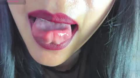 Antonella online show from 10-10-25, 07:24