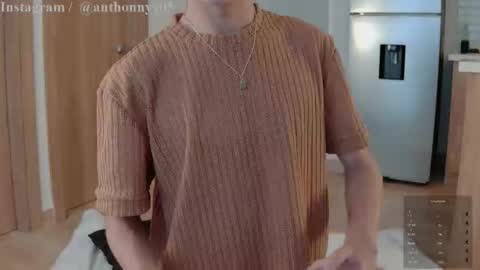 Snapshot of anthonny_05 chatting on 11-22-25, 10:42 TONY NEW ACCOUNT online show from 11-22-25, 10:42