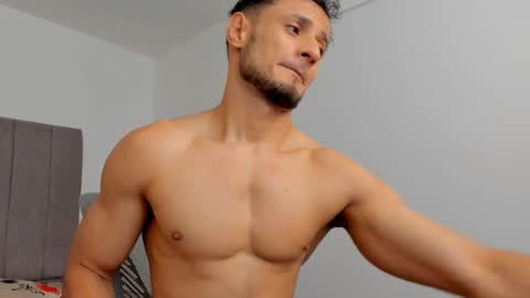 Adonys Creeb online show from 11-30-25, 05:11