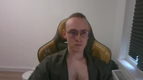 Snapshot of anthonythorn chatting on 03-15-26, 03:07 anthonythorn online show from 03-15-26, 03:07