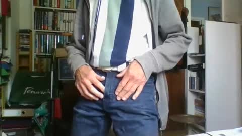 Snapshot of anthonyxxaa chatting on 11-04-25, 12:37 anthonyxxaa online show from 11-04-25, 12:37