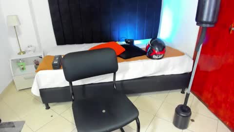       online show from 01-25-25, 02:04