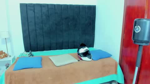       online show from 02-27-25, 12:32