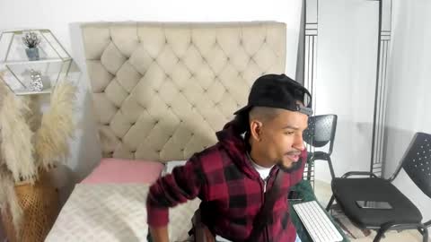       online show from 09-27-25, 02:05