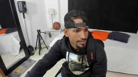       online show from 10-05-25, 11:57