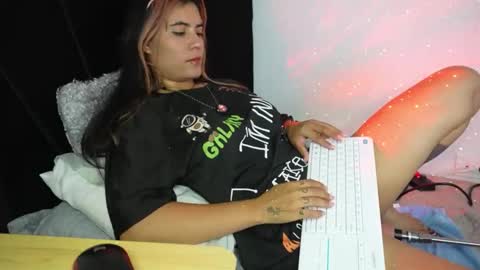 Snapshot of antofoxwbc chatting on 04-06-26, 03:02 Anto online show from 04-06-26, 03:02
