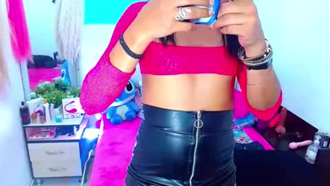 Snapshot of antonela_xx3 chatting on 01-17-25, 12:42 antonela_xx3 online show from 01-17-25, 12:42