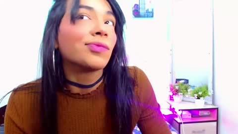 Snapshot of antonela_xx3 chatting on 01-24-25, 08:22 antonela_xx3 online show from 01-24-25, 08:22