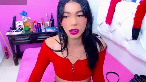 Snapshot of antonela_xx3 chatting on 02-04-25, 12:44 antonela_xx3 online show from 02-04-25, 12:44