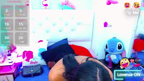 Snapshot of antonela_xx3 chatting on 03-11-25, 01:37 antonela_xx3 online show from 03-11-25, 01:37