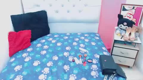 Snapshot of antonela_xx3 chatting on 03-18-26, 08:34 antonela_xx3 online show from 03-18-26, 08:34