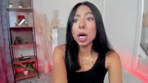 Antonela online show from 09-18-25, 03:14