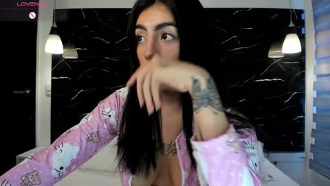 Antonella online show from 03-10-25, 08:23