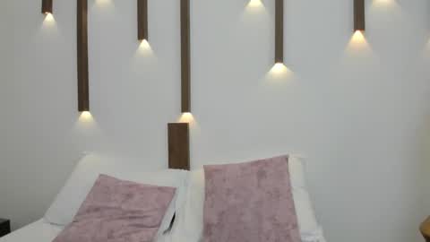 A N T O N E L L A  online show from 02-10-25, 03:32