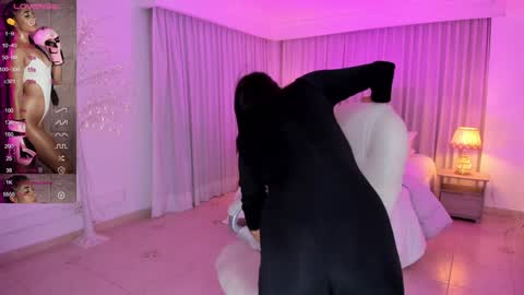  Antonella Grayy  online show from 01-18-25, 11:00