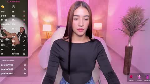  Antonella Grayy  online show from 12-17-25, 11:05