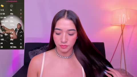 Snapshot of antonella_grayy chatting on 05-20-26, 12:11 Antonella Grayy online show from 05-20-26, 12:11