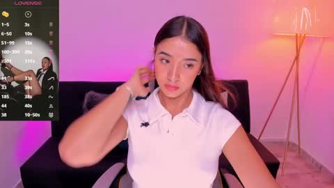 Snapshot of antonella_grayy chatting on 05-27-26, 09:34 Antonella Grayy online show from 05-27-26, 09:34