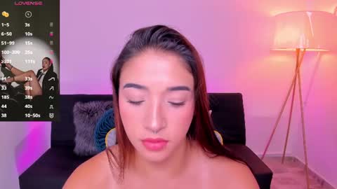 Snapshot of antonella_grayy chatting on 06-13-26, 06:50 Antonella Grayy online show from 06-13-26, 06:50