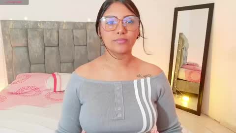 Antonella online show from 05-27-26, 10:51