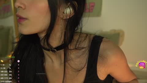 Nell. online show from 12-24-24, 04:33