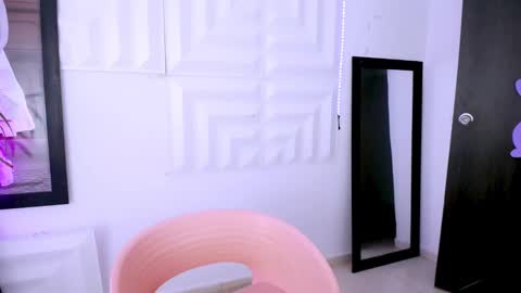 antonella online show from 01-28-25, 03:25