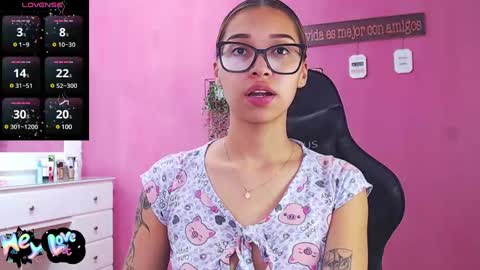 Snapshot of antonella_ponss chatting on 03-09-25, 08:07 antonella_ponss online show from 03-09-25, 08:07