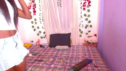 Snapshot of antonella_wolfe chatting on 09-09-25, 07:52 anto  online show from 09-09-25, 07:52