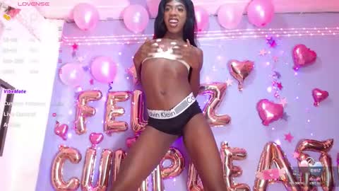 Snapshot of antonella_wolfe chatting on 10-29-25, 05:31 anto  online show from 10-29-25, 05:31