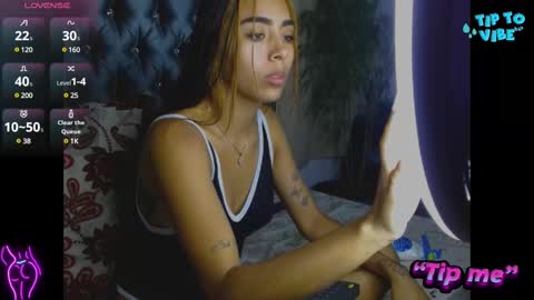 AntonellaAndNoah online show from 02-12-25, 11:51