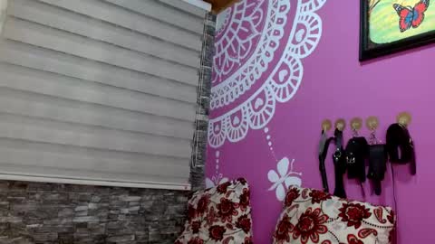 AntonellaAndNoah online show from 02-26-26, 04:55