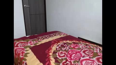 ANTONELLA online show from 10-23-25, 04:28