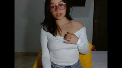 ANTONELLA online show from 10-28-25, 05:00