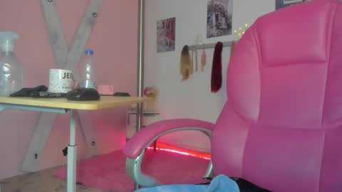 ANTONELLA online show from 02-13-25, 12:00