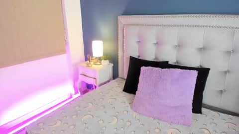 Sarah online show from 02-13-25, 03:46