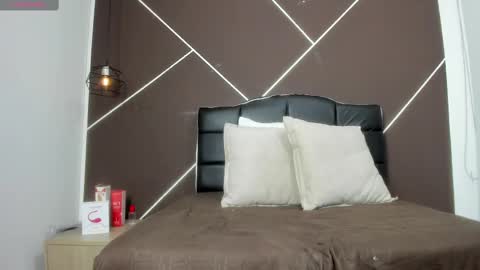 Snapshot of antonellarosss chatting on 02-09-25, 11:36 A N T O N E L L A online show from 02-09-25, 11:36